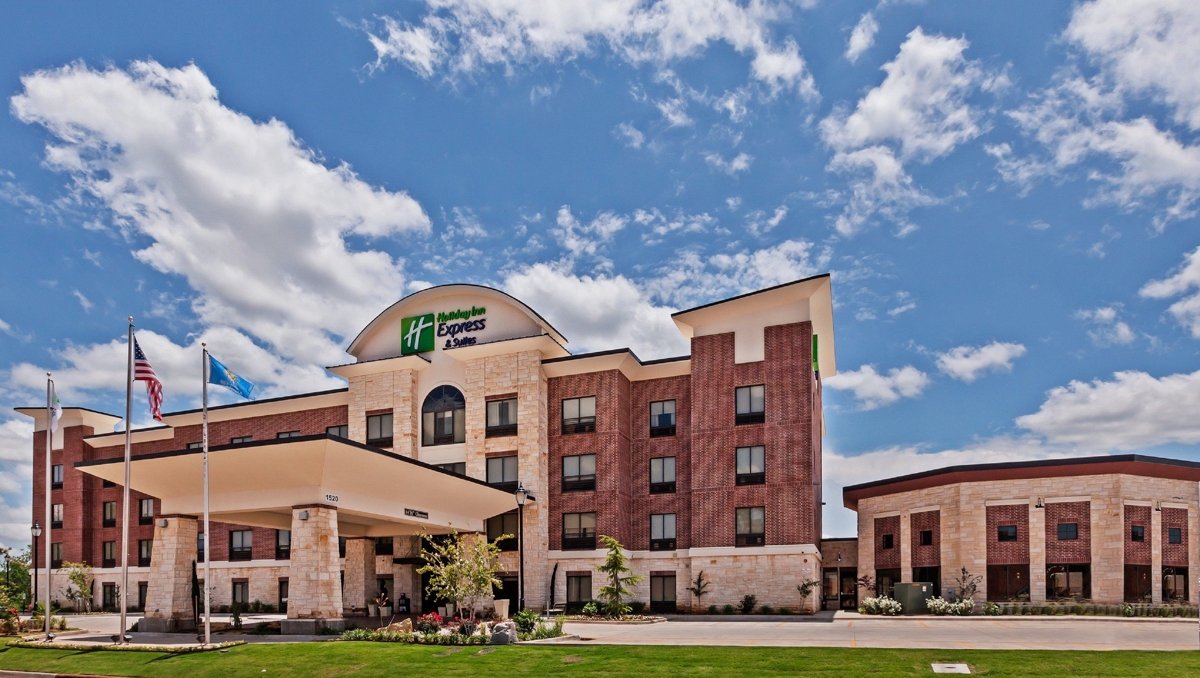 Holiday Inn Express Hotel And Suites Duncan By Ihg Exterior photo
