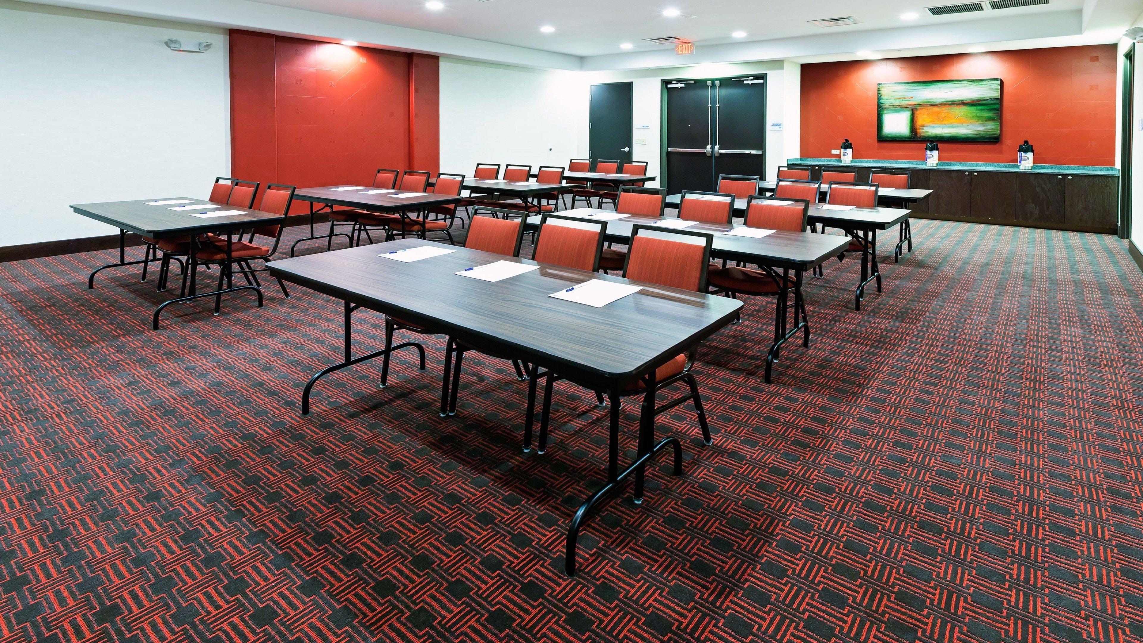 Holiday Inn Express Hotel And Suites Duncan By Ihg Exterior photo